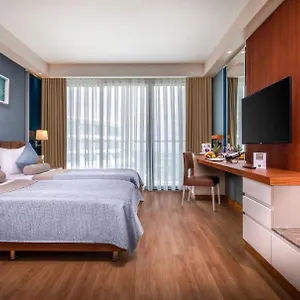 Standard Double or Twin Room Land View